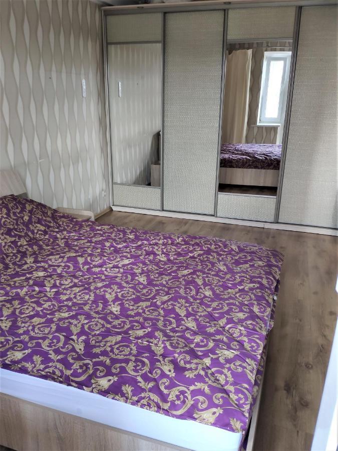 كييف Cozy One Bedroom Apartment المظهر الخارجي الصورة